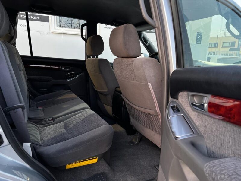 TOYOTA LAND CRUISER 2003