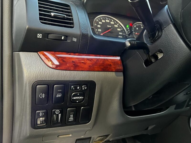 TOYOTA LAND CRUISER 2003