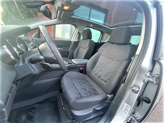 PEUGEOT 3008 Monospace ALLURE 2012