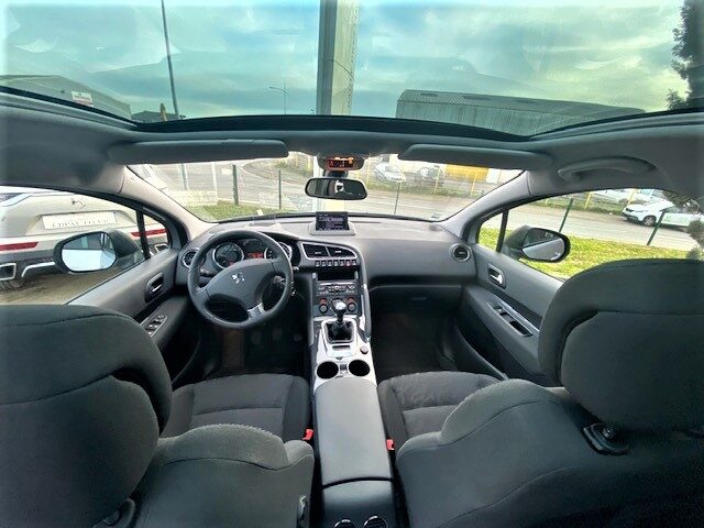 PEUGEOT 3008 Monospace ALLURE 2012