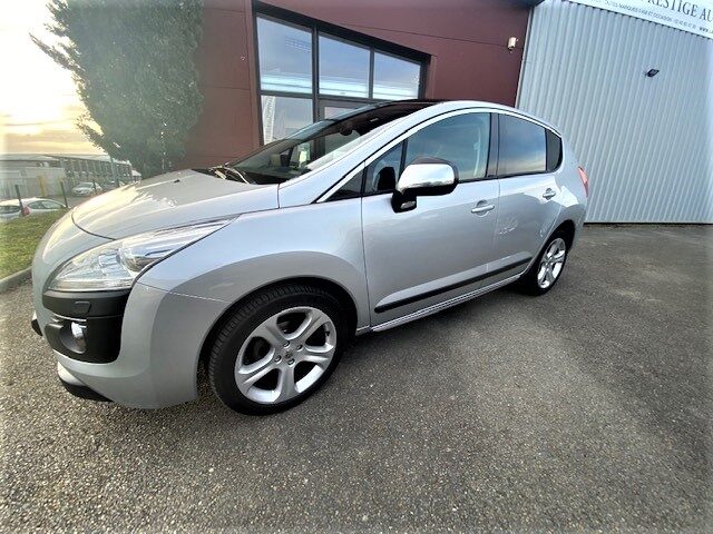 PEUGEOT 3008 Monospace ALLURE 2012