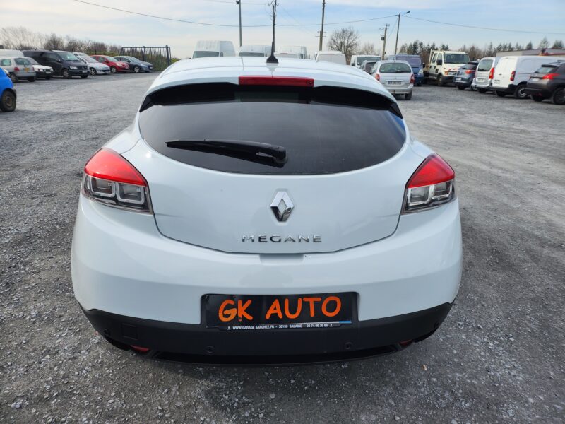 RENAULT MEGANE III Coupé 2013 115CV DYNAMIQUE 125000 KM 