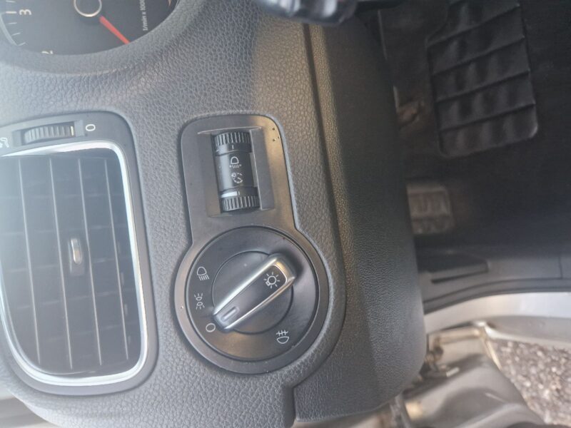 volkswagen  polo 2010