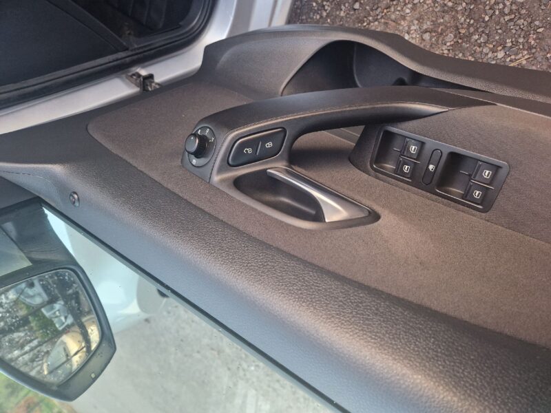 volkswagen  polo 2010