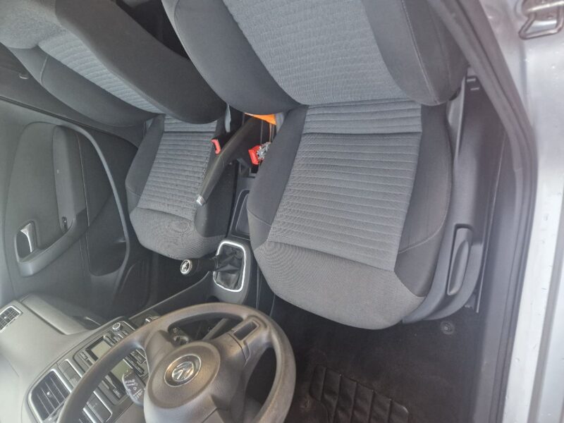 volkswagen  polo 2010