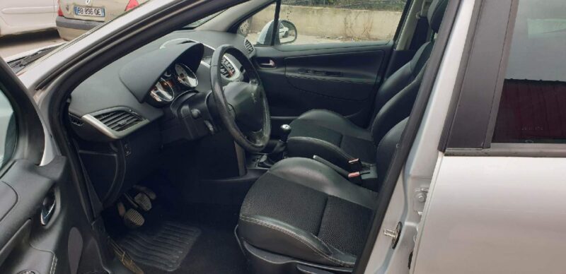 PEUGEOT 207 SW 2009