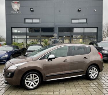 PEUGEOT 3008 2.0L HDi  Hybride 163CH Exclusive