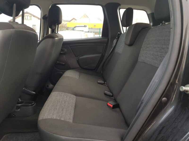 DACIA  DUSTER 1.6i 16V 105CV 2WD