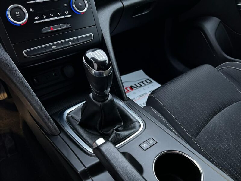 RENAULT MEGANE IV 2016