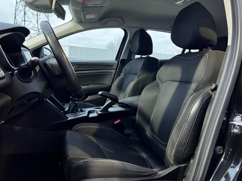 RENAULT MEGANE IV 2016