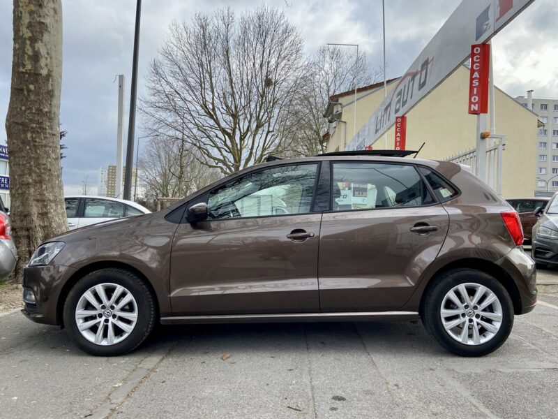 VOLKSWAGEN POLO V 2014