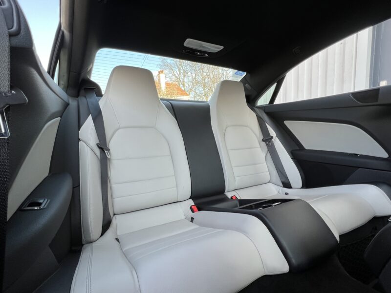 MERCEDES CLASSE E 4 IV COUPE 250 CDI 2.2 204 Cv 1ERE MAIN 69 900 Kms BOITE AUTO CUIR GPS Garantie1an