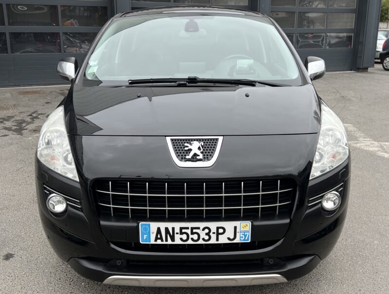 PEUGEOT 3008 1.6 HDI 110 Cv 1ERE MAIN TOIT PANORAMIQUE GPS ATTELAGE Pack PREMIUM - Garantie1an