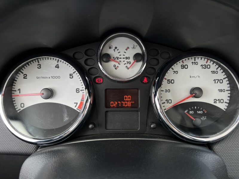 PEUGEOT 207 CC 1.6 VTI 120 Cv CABRIOLET 27 700 Kms REELS ORIGINE FRANCE - Garantie1an