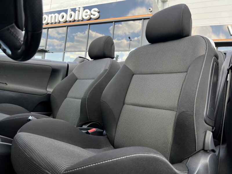 PEUGEOT 207 CC 1.6 VTI 120 Cv CABRIOLET 27 700 Kms REELS ORIGINE FRANCE - Garantie1an