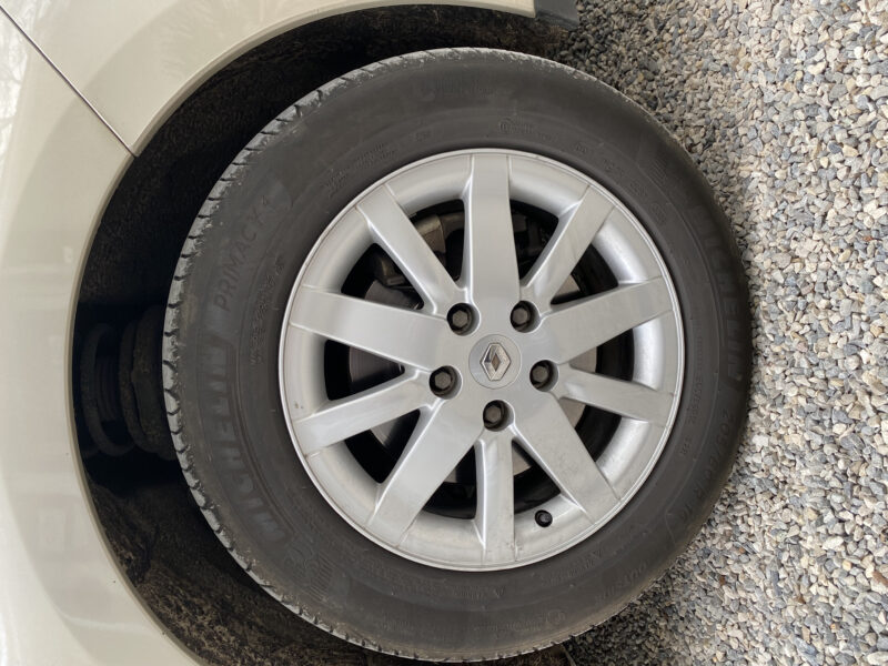 RENAULT SCÉNIC III 2010