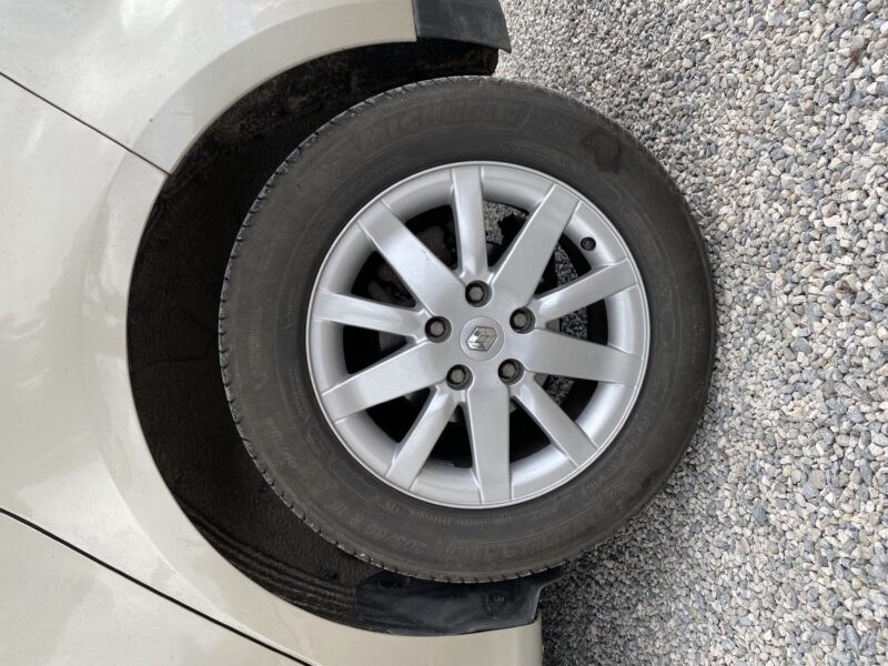 RENAULT SCÉNIC III 2010