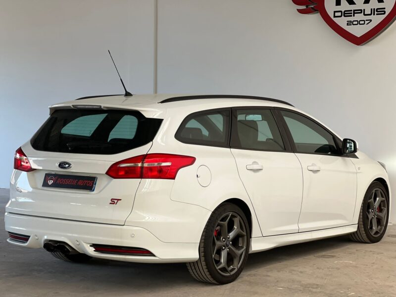 FORD FOCUS ST 2.0 ECOBOOST 250CH