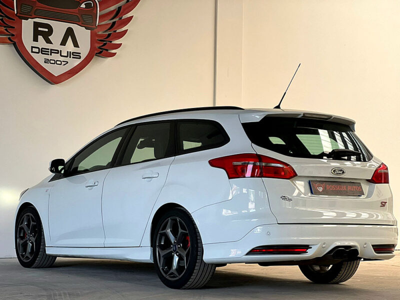 FORD FOCUS ST 2.0 ECOBOOST 250CH