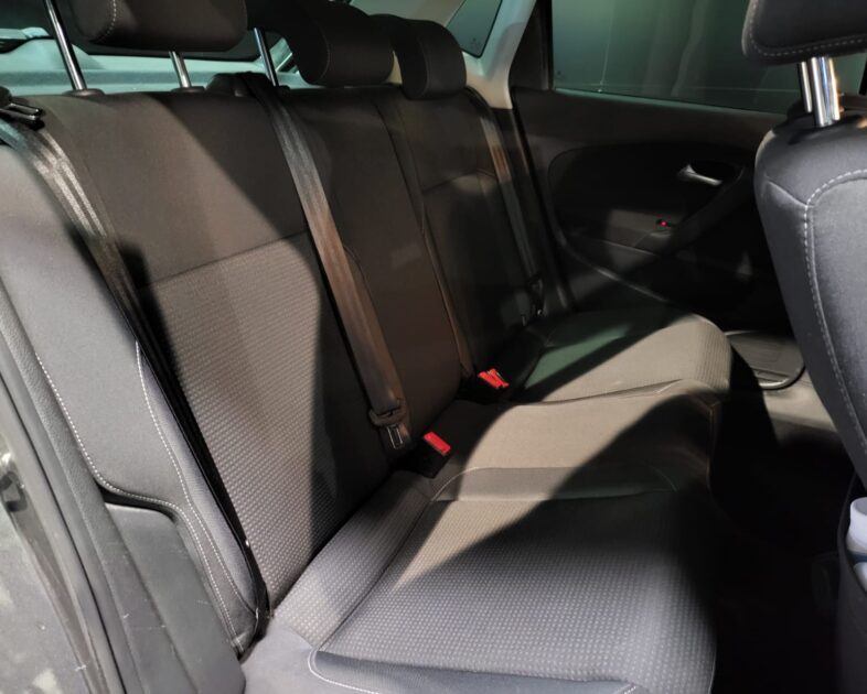 VOLKSWAGEN POLO V 5 6R 1.2 TSi 70cv CONFORTLINE TEAM BVM5 SIEGES CHAUFFANT / RADAR DE RECUL