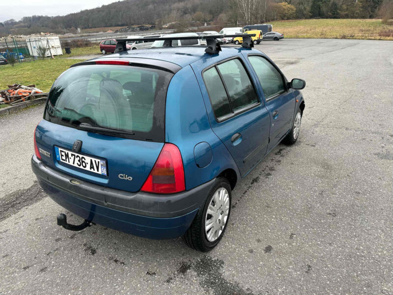 RENAULT CLIO II 2000