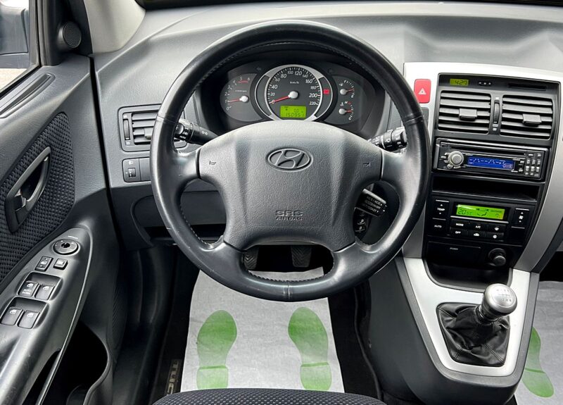 HYUNDAI TUCSON 2.0 CRDI 136 Cv TOIT OUVRANT REGULATEUR CLIM AUTO BVM6 / EXCELLENT ETAT - Garantie1an