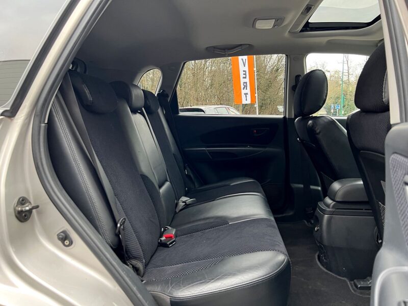 HYUNDAI TUCSON 2.0 CRDI 136 Cv TOIT OUVRANT REGULATEUR CLIM AUTO BVM6 / EXCELLENT ETAT - Garantie1an