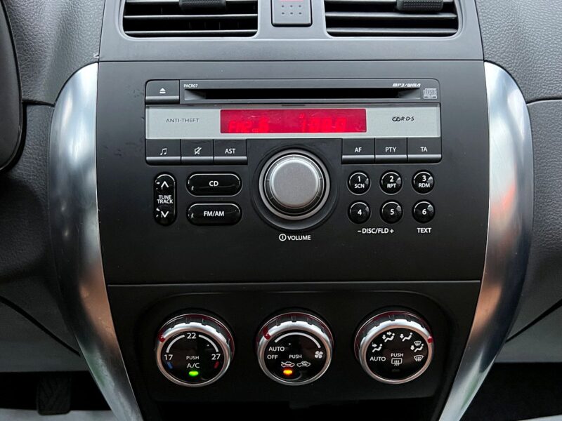 FIAT SEDICI 1.9 MULTIJET 120 Cv 4x4 1ERE MAIN / 88 900 Kms BVM6 INTERIEUR CUIR Garantie1an