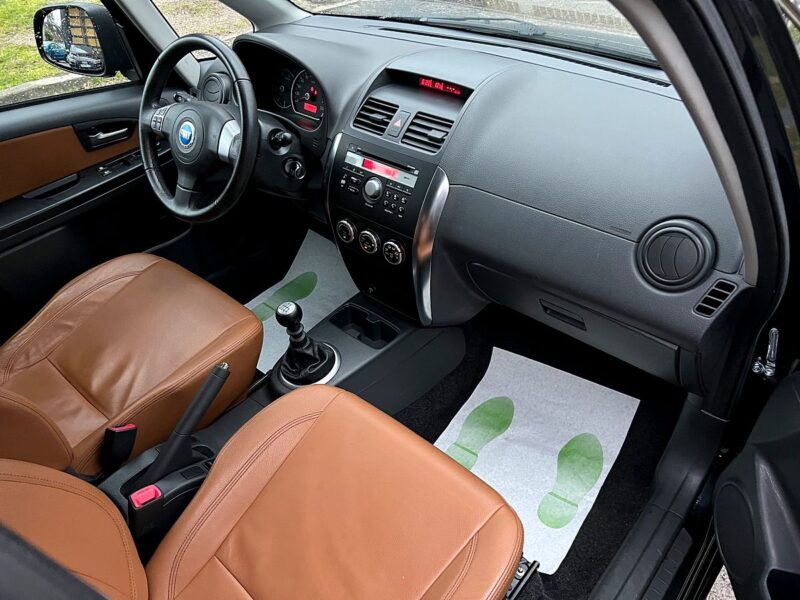 FIAT SEDICI 1.9 MULTIJET 120 Cv 4x4 1ERE MAIN / 88 900 Kms BVM6 INTERIEUR CUIR Garantie1an