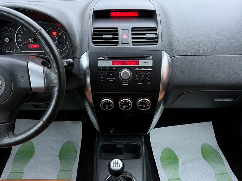 FIAT SEDICI 1.9 MULTIJET 120 Cv 4x4 1ERE MAIN / 88 900 Kms BVM6 INTERIEUR CUIR Garantie1an