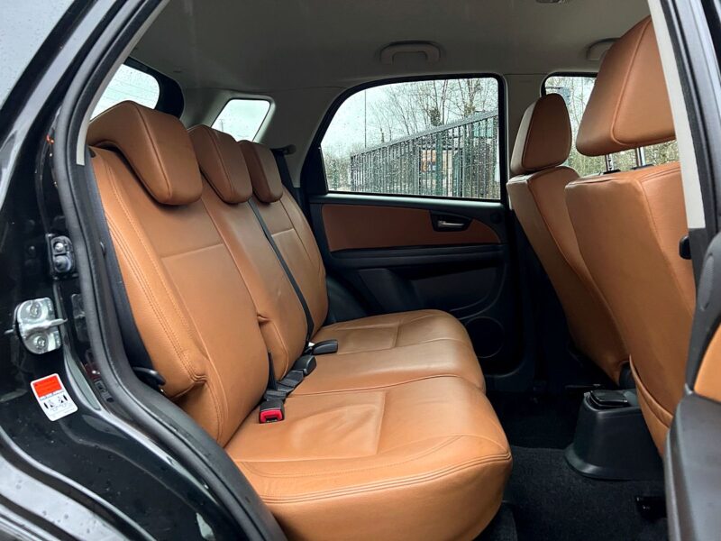 FIAT SEDICI 1.9 MULTIJET 120 Cv 4x4 1ERE MAIN / 88 900 Kms BVM6 INTERIEUR CUIR Garantie1an