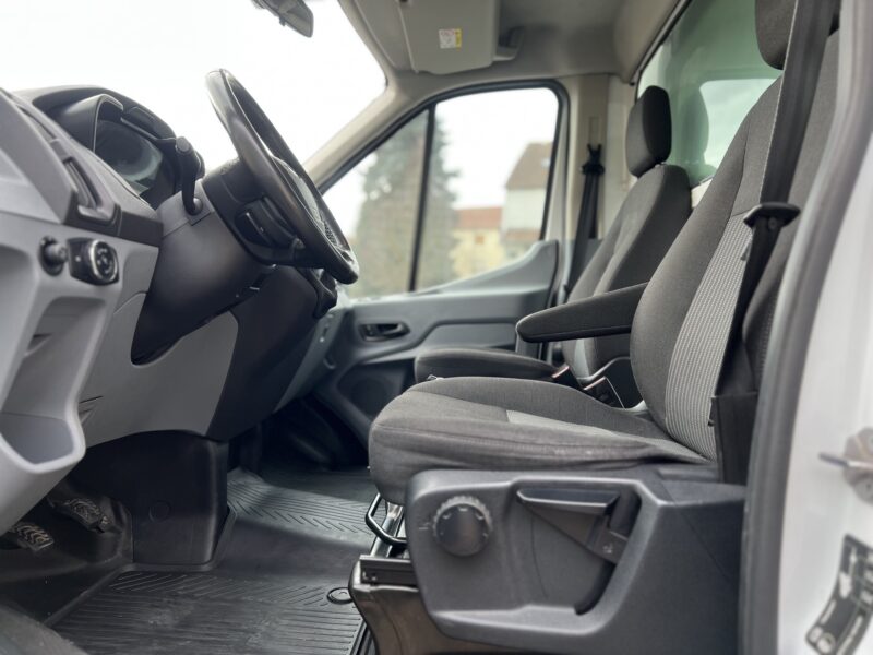 FORD Transit 2T Fg 2T CCb T350 L4 2.0 TDCI 170ch RWD E6