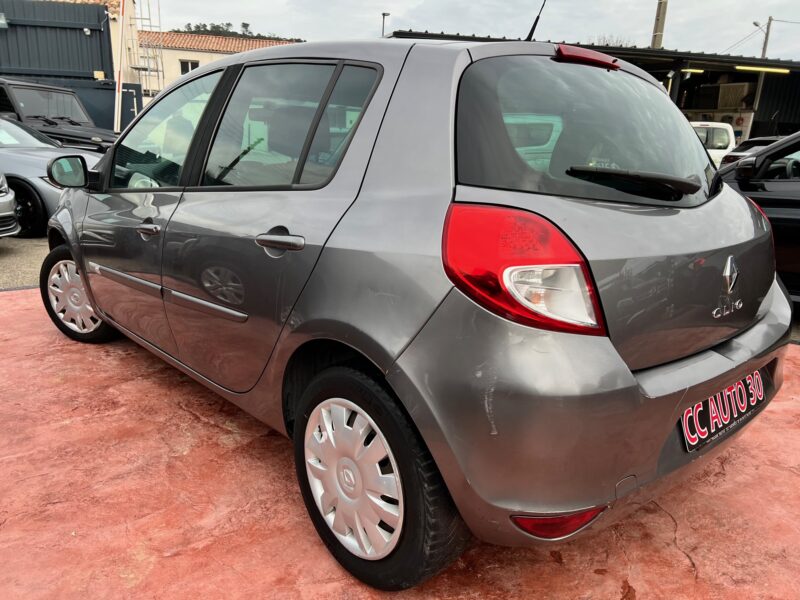RENAULT CLIO III 2009