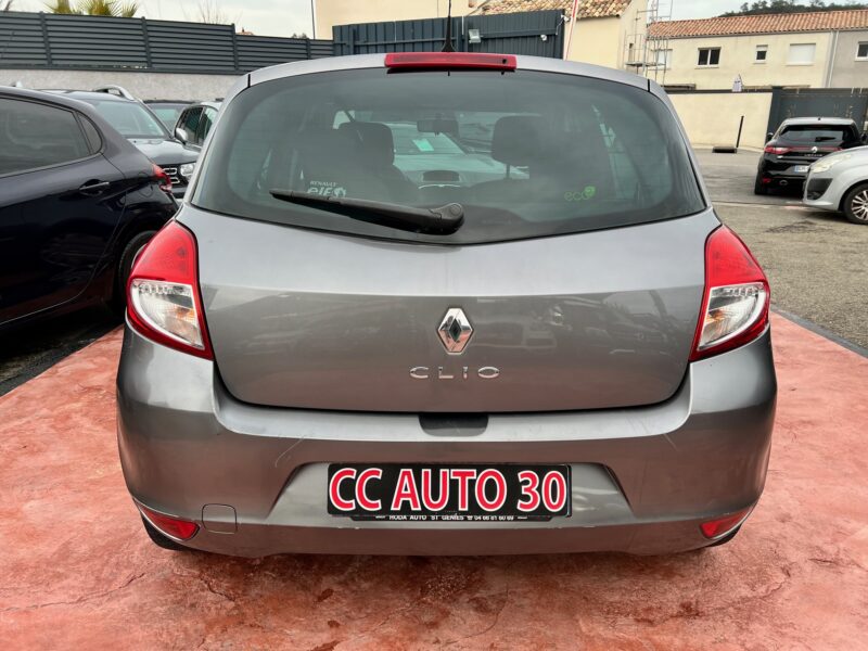 RENAULT CLIO III 2009