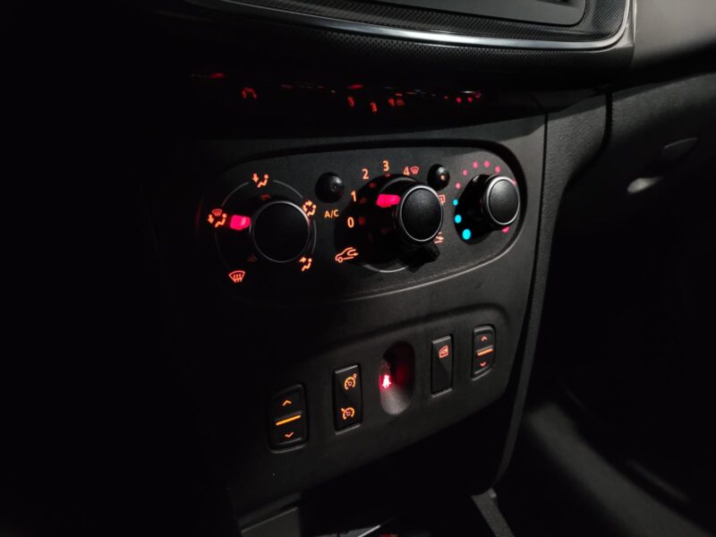 DACIA SANDERO II STEPWAY BLUE DCi 1.5 95cv