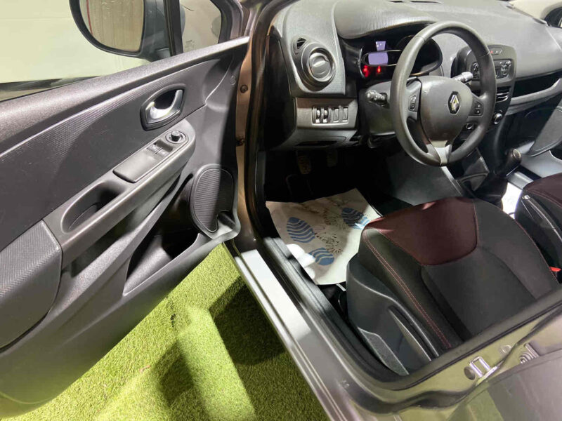 RENAULT CLIO IV 2015 1.2 73cv