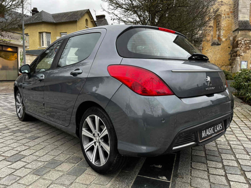 PEUGEOT 308 I 2011