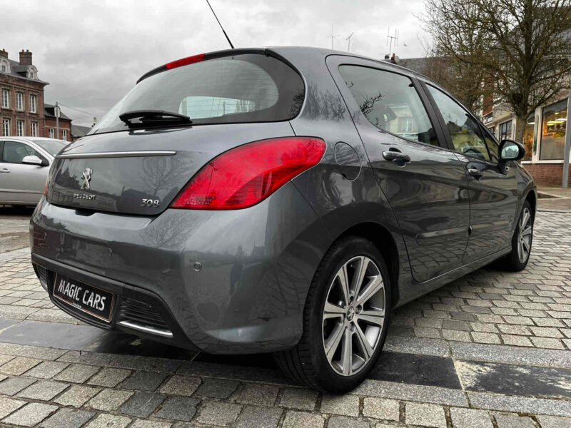 PEUGEOT 308 I 2011