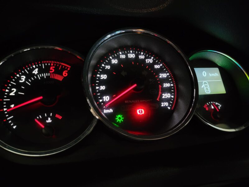 RENAULT MEGANE III GT 2.0 dCi 163cv 1ER MAIN HISTORIQUE COMPLET BLANC GLACIER