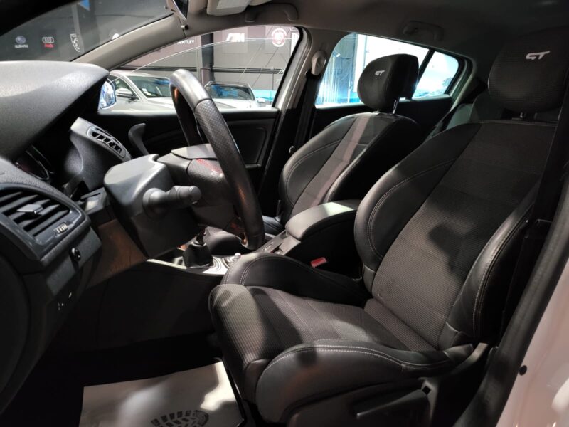 RENAULT MEGANE III GT 2.0 dCi 163cv 1ER MAIN HISTORIQUE COMPLET BLANC GLACIER