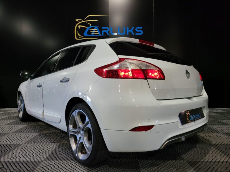 RENAULT MEGANE III GT 2.0 dCi 163cv 1ER MAIN HISTORIQUE COMPLET BLANC GLACIER