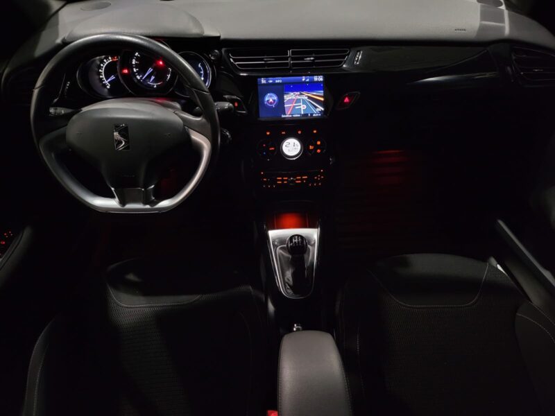 CITROEN DS3 1.2 PURE TECH 110 SO CHIC