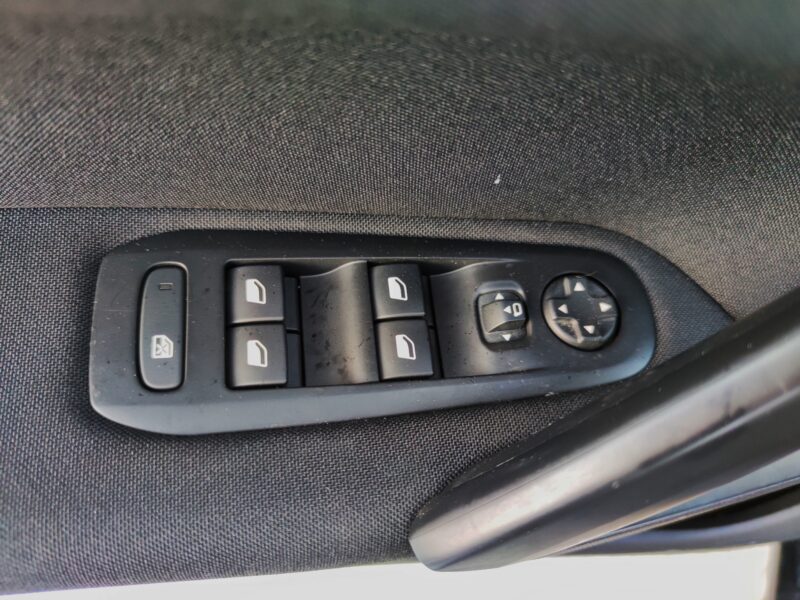 PEUGEOT 308 SW II 2016