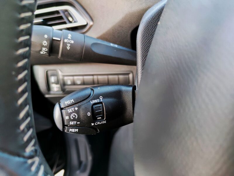 PEUGEOT 308 SW II 2016