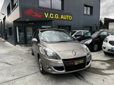 RENAULT SCÉNIC III DCi 110 15Th 