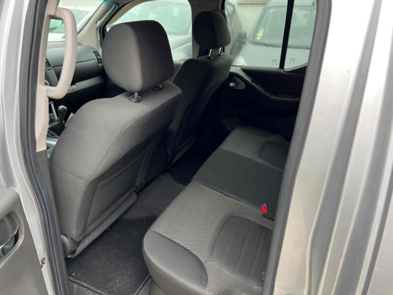 NISSAN NAVARA 2015 2.5 190 CV 53000 KMS