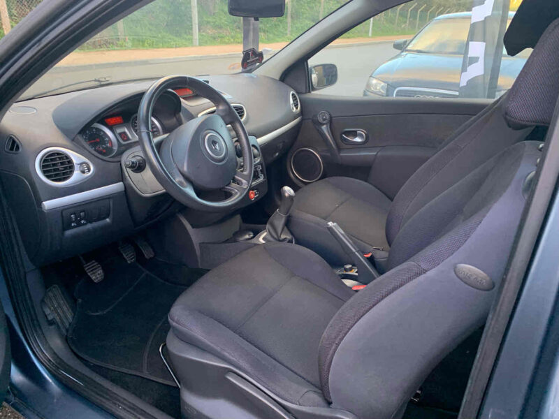 RENAULT CLIO III 1.4i 16V 100CV