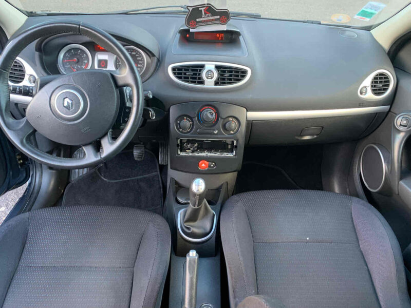 RENAULT CLIO III 1.4i 16V 100CV