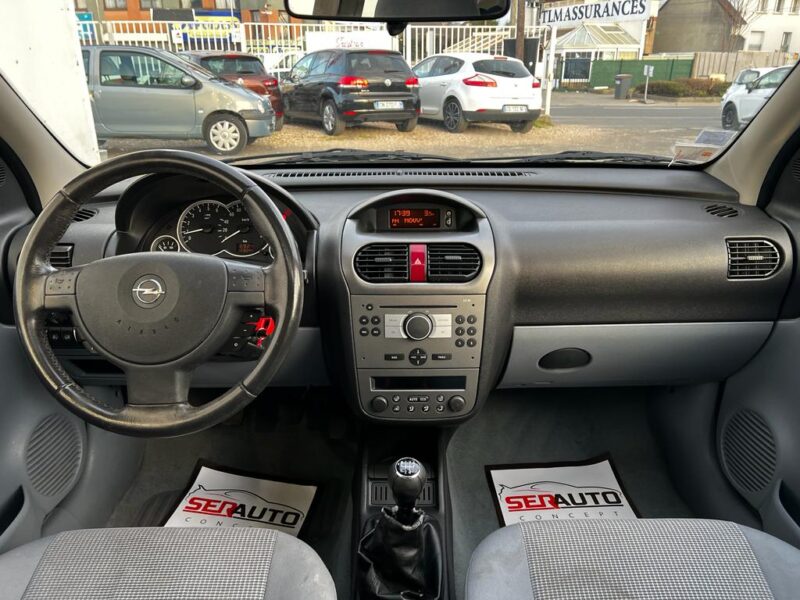 OPEL CORSA C 2004