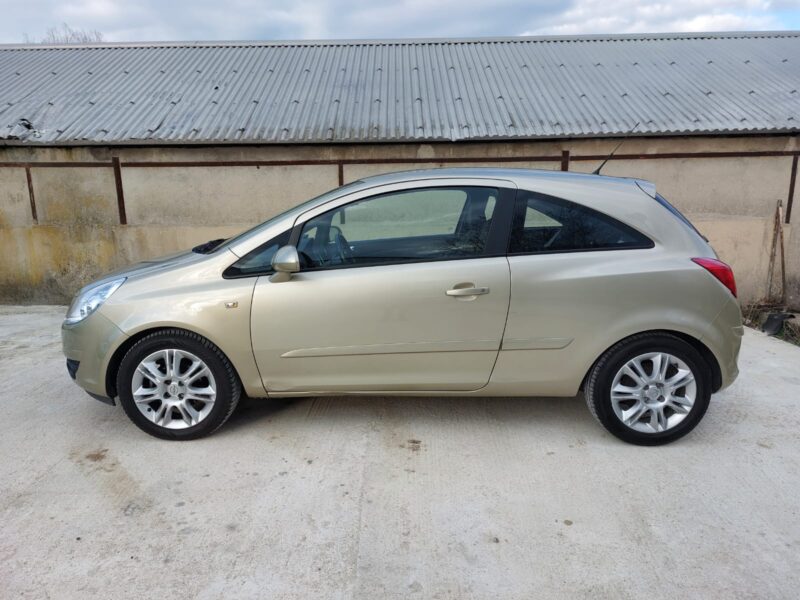 OPEL CORSA D 2007